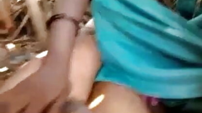 गुलाबी विदेशी सेक्सी मूवी में लड़की