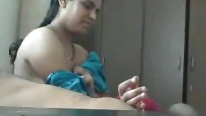उसे गर्म लोड बंद हो जाता है हेमा मालिनी की सेक्सी मूवी