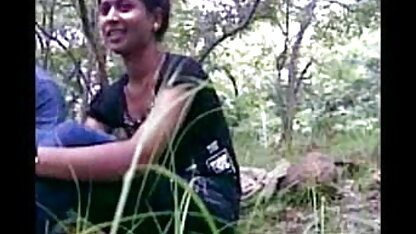 तेंदुए प्रिंट चेहरे पर कंडोम के बिना बफ सेक्सी मूवी
