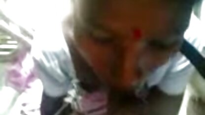 अब तक 4 काले अधोवस्त्र, कंडोम के बिना मुर्गा पर सह (19 भोजपुरी सेक्सी फिल्म फुल मूवी मार्च 2020)