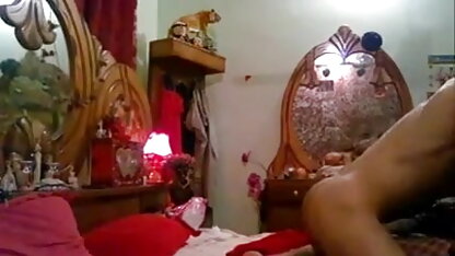 जांघ उच्च जूते में देसी सेक्सी मूवी वीडियो व्यभिचारी पति