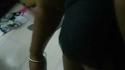 Constance के खिलाफ उसे भोजपुरी सेक्सी मूवी सुरक्षित orgasms