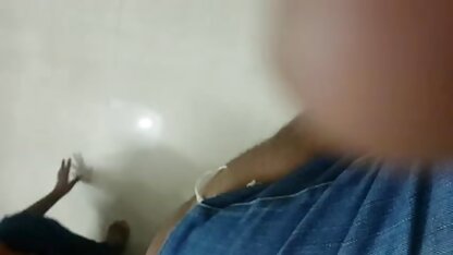 मासूम प्यारी सेक्सी देसी मूवी बीबीसी की कोशिश करता है