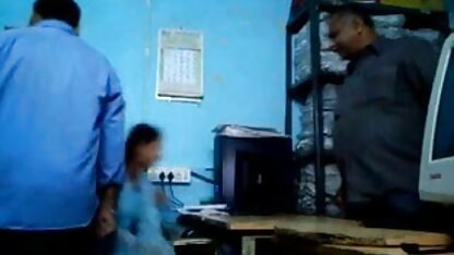 हस्तमैथुन के साथ तेल की मालिश सड़क फुल ओपन सेक्सी मूवी पर